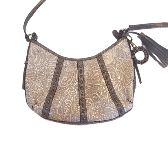MC Marc Chantal NWOT Greige Floral Embossed & Studded Leather Shoulder Bag - Picture 1 of 8